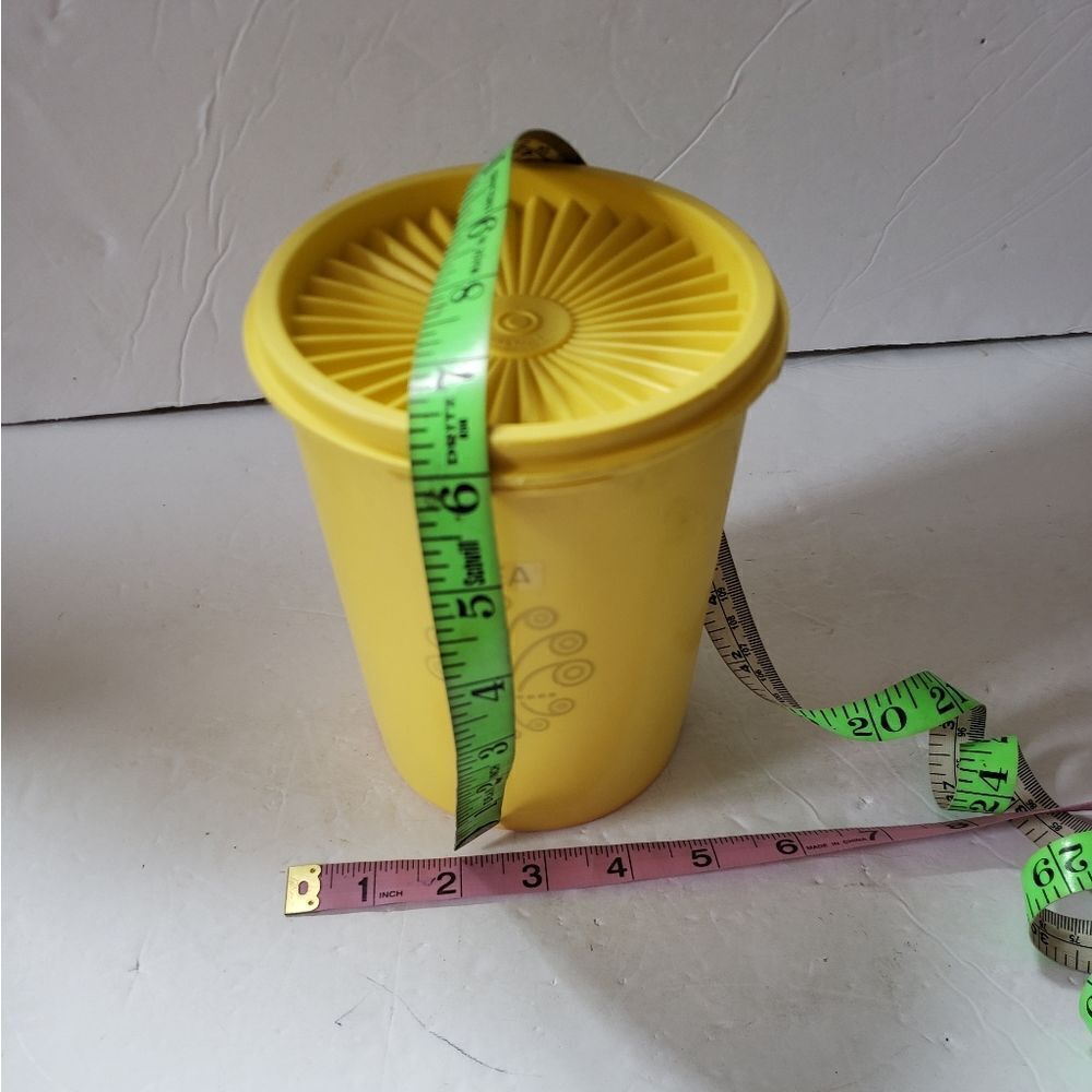 Tupperware Tea Canister - Picture 9 of 9